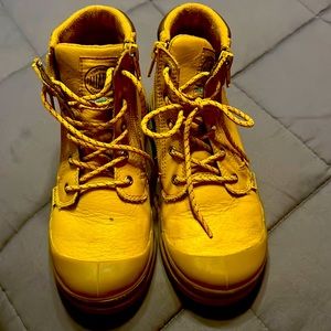 Palladium | Pampa HI Cuff Universal All Year Shoe Kids Leather High Top US Sz.2